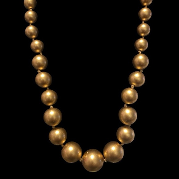 20”Carolee Single Strand Hand Knotted Matte Champagne Gold Bead Necklace - Picture 8 of 9